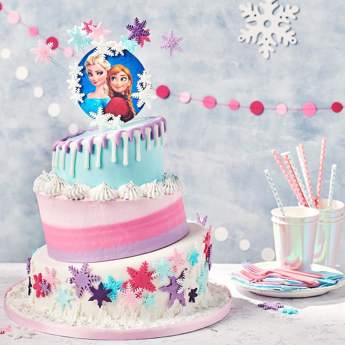 FunCakes Roll Fondant Bright White: Ușor de folosit, neted, flexibil, moale și pliabil, perfect pentru decorarea prăjiturilor, halal, kosher și fără gluten. 5 kg (2 Ã- 2,5 kg) Pasta de zahar Naty Shop