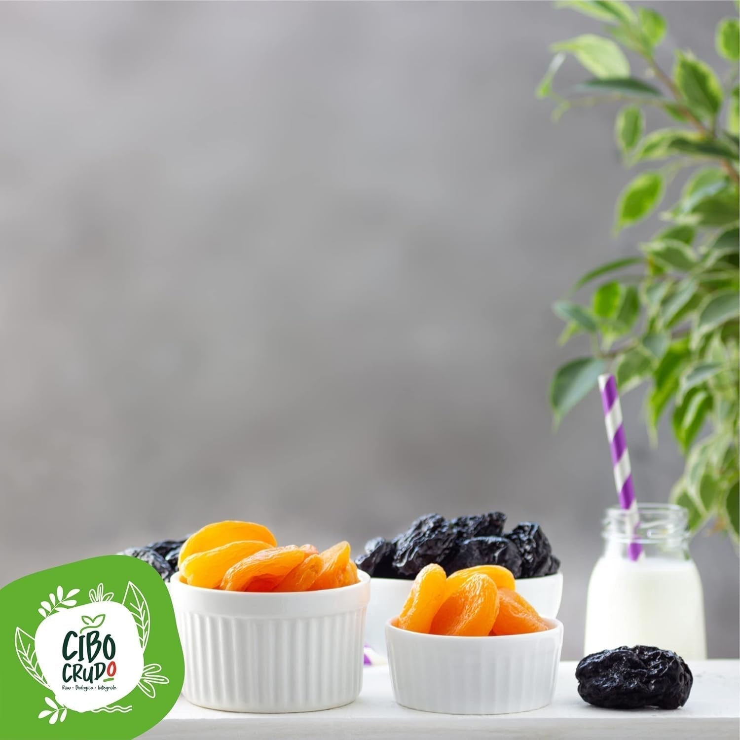 Prune ecologice uscate și fără sâmburi - 500g. Prune crude nesulfurate, fără adaos de zahăr sau aditivi. Prune uscate ecologice ca fructe uscate aromate. Prune fără sâmburi. Produse deshidratate Naty Shop